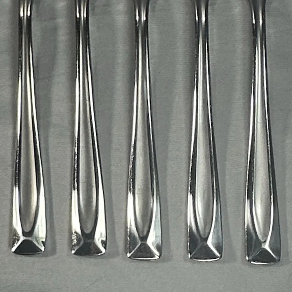 Oneida Satin Lincoln Dinner Forks 7 7/8